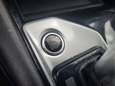 Used 2024 Nissan Altima 2.5 SV FWD image 15