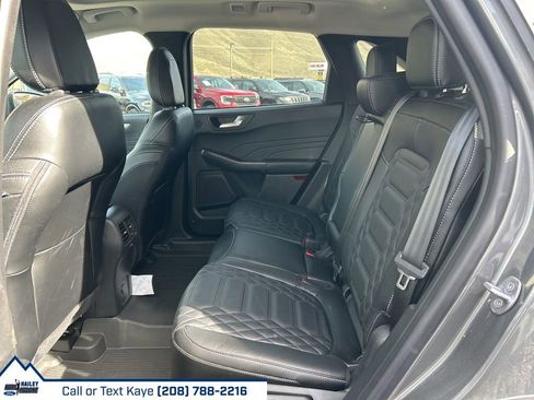 Used 2024 Ford Escape SE w/ PHEV Premium Package image 13