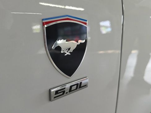 Used 2024 Ford Mustang GT Premium RWD image 7