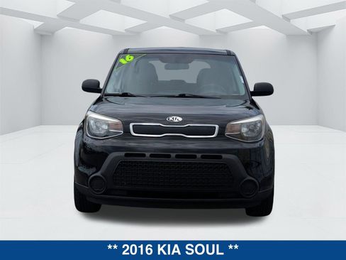 Used 2016 Kia Soul FWD image 8