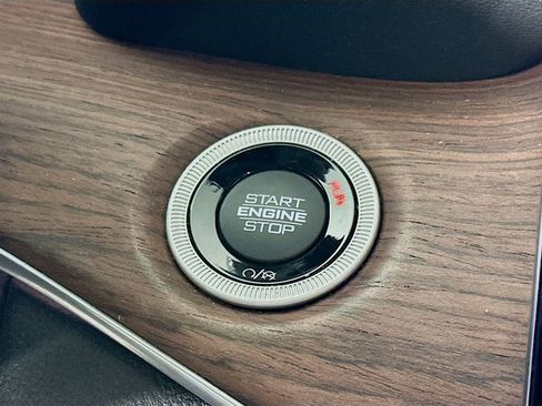 Certified 2023 Jeep Grand Cherokee L Summit w/ Luxury Tech Group V image 23