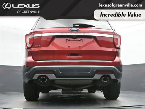 Used 2018 Ford Explorer XLT w/ Equipment Group 202A FWD image 35