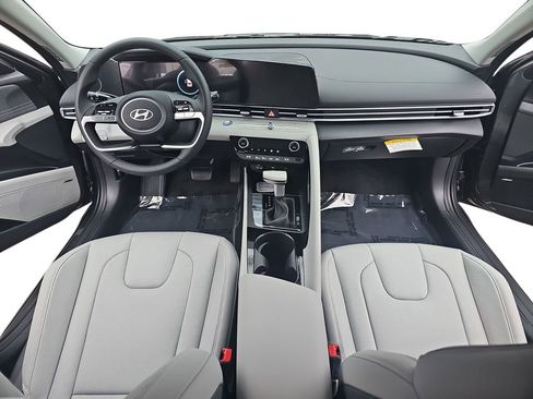 New 2026 Hyundai Elantra Limited FWD image 9