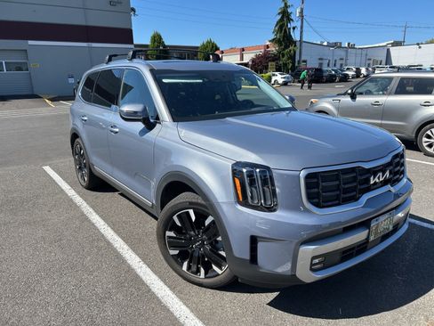 Certified 2024 Kia Telluride SX Prestige w/ Towing Package AWD/4WD image 2