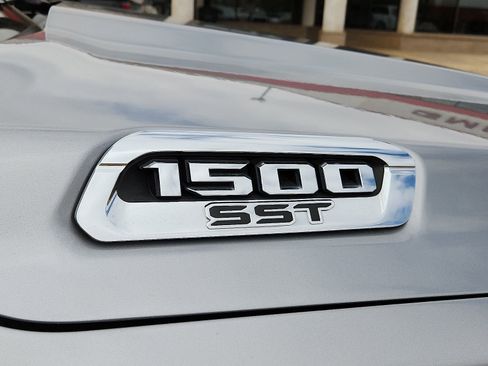 Used 2025 RAM 1500 Lone Star AWD/4WD image 8
