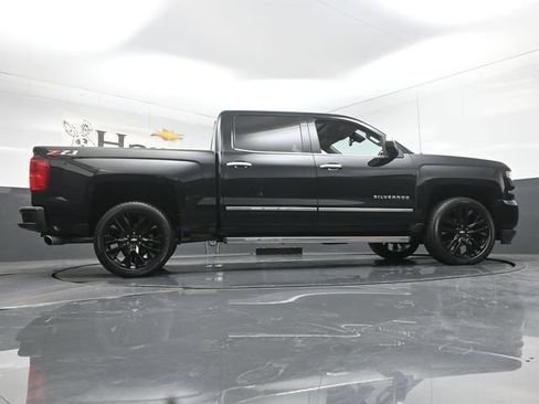 Used 2018 Chevrolet Silverado 1500 LTZ Z71 w/ LTZ Plus Package AWD/4WD image 53