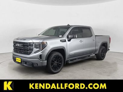 Used 2023 GMC Sierra 1500 Elevation w/ LPO, Elevation Black Package