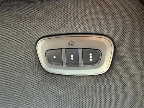 New 2026 Jeep Cherokee Limited image 41