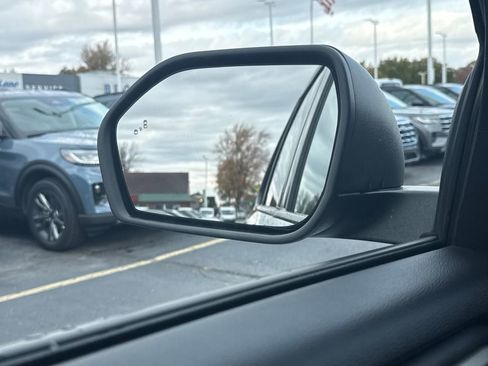 Used 2023 Ford Explorer XLT w/ Equipment Group 202A image 42