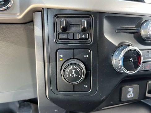 Used 2022 Ford F150 XLT w/ Equipment Group 302A High AWD/4WD image 28