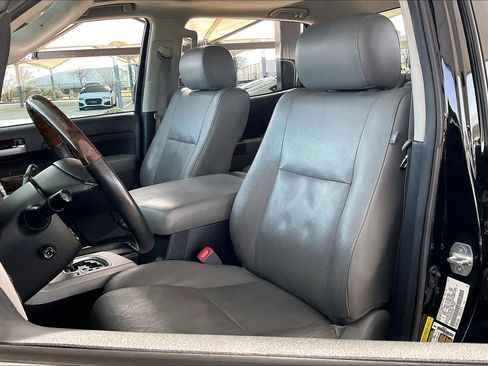 Used 2012 Toyota Tundra Limited w/ Platinum Pkg image 8