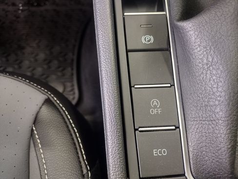 New 2026 Volkswagen Jetta SE FWD image 29