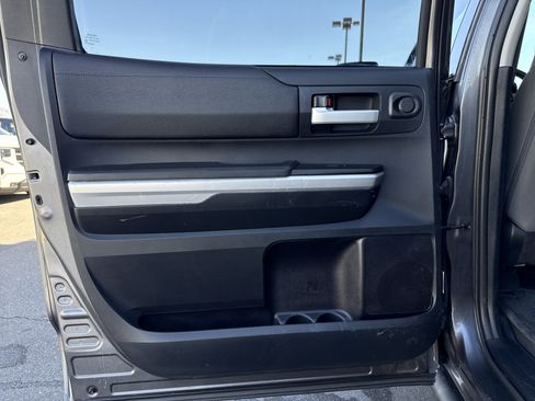 Used 2014 Toyota Tundra SR5 image 25