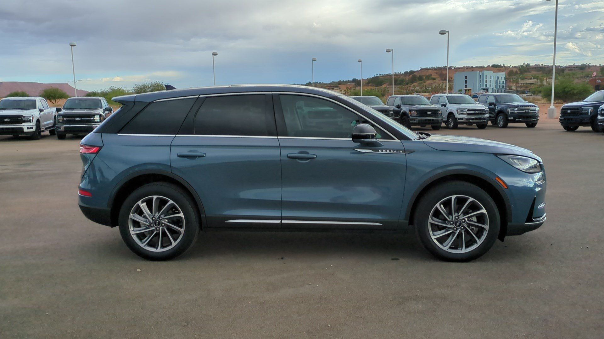 Used 2023 Lincoln Corsair FWD w/ Equipment Group 102A image 2
