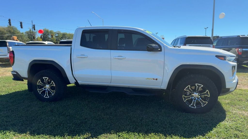 Used 2023 GMC Canyon AT4 w/ AT4 Premium Package AWD/4WD image 8
