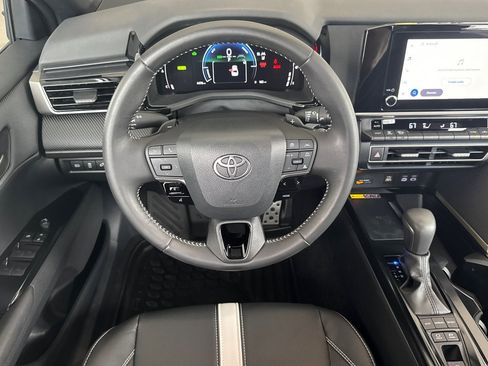 Certified 2025 Toyota Camry SE image 13