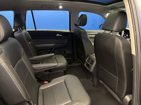 Certified 2023 Volkswagen Atlas SE w/ Panoramic Sunroof Package image 25
