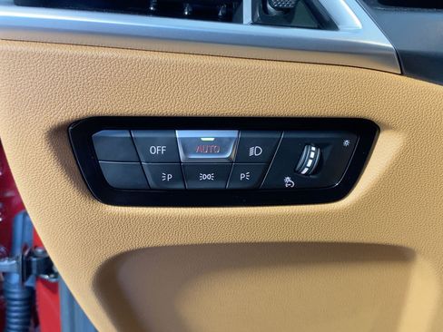 New 2026 BMW 330i Sedan w/ M Sport Package image 27