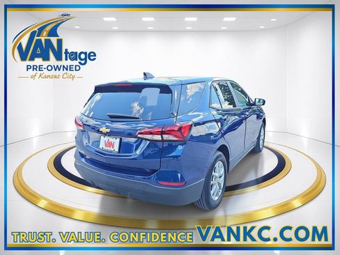 Certified 2023 Chevrolet Equinox LS w/ LS Convenience Package FWD image 6
