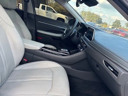 Used 2022 Hyundai Sonata Limited w/ Cargo Package image 15