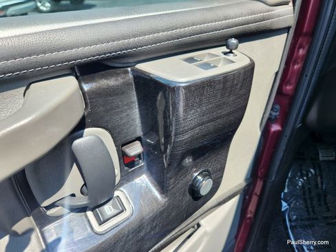 Used 2024 Chevrolet Express 2500 image 28