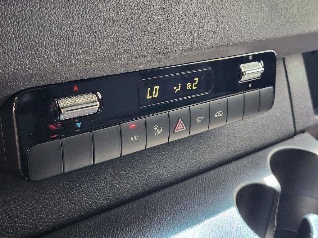 Used 2025 Mercedes-Benz Sprinter 2500 image 20