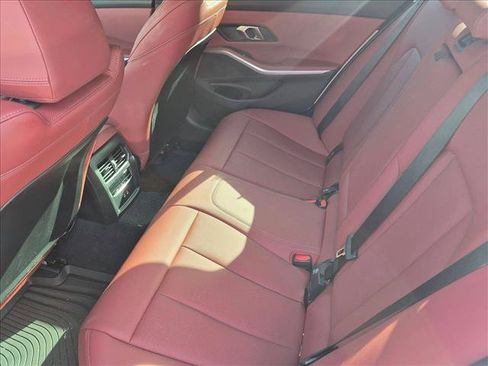 Used 2024 BMW 330i Sedan w/ Premium Package RWD image 17