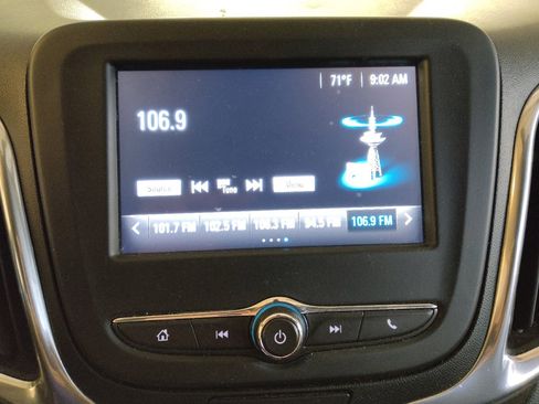 Used 2018 Chevrolet Equinox LT FWD image 25
