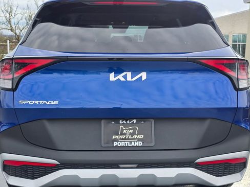 Certified 2025 Kia Sportage EX image 15