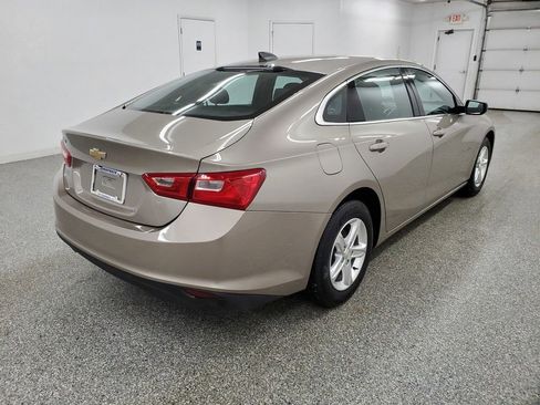 Used 2022 Chevrolet Malibu LS image 4