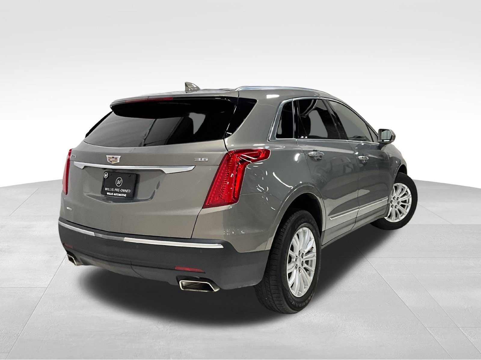 Used 2019 Cadillac XT5 AWD image 5