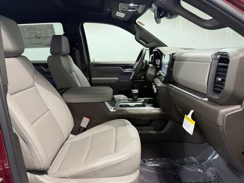 New 2026 GMC Sierra 1500 SLT w/ SLT Premium Package AWD/4WD image 30