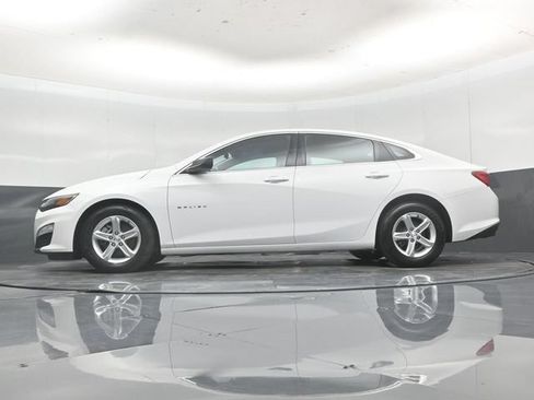Used 2021 Chevrolet Malibu LS FWD image 52