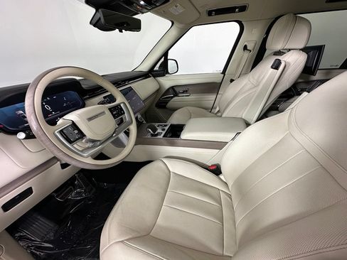 Used 2023 Land Rover Range Rover Long Wheelbase Autobiography AWD/4WD image 4