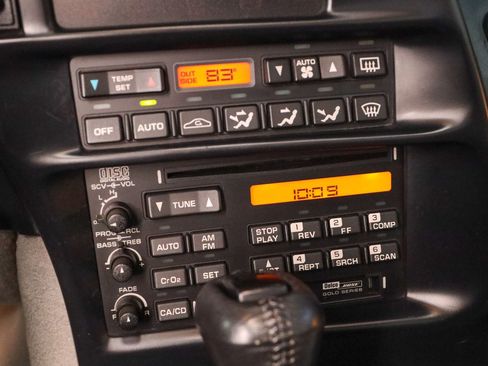 Used 1996 Chevrolet Corvette Convertible RWD image 25