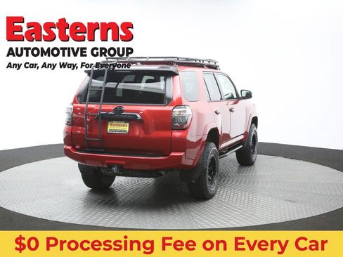 Used 2021 Toyota 4Runner Venture w/ Moonroof Package AWD/4WD image 40