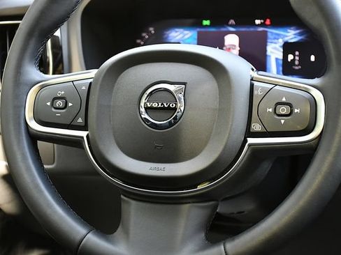 Certified 2024 Volvo XC60 B5 Core w/ Climate Package AWD/4WD image 23