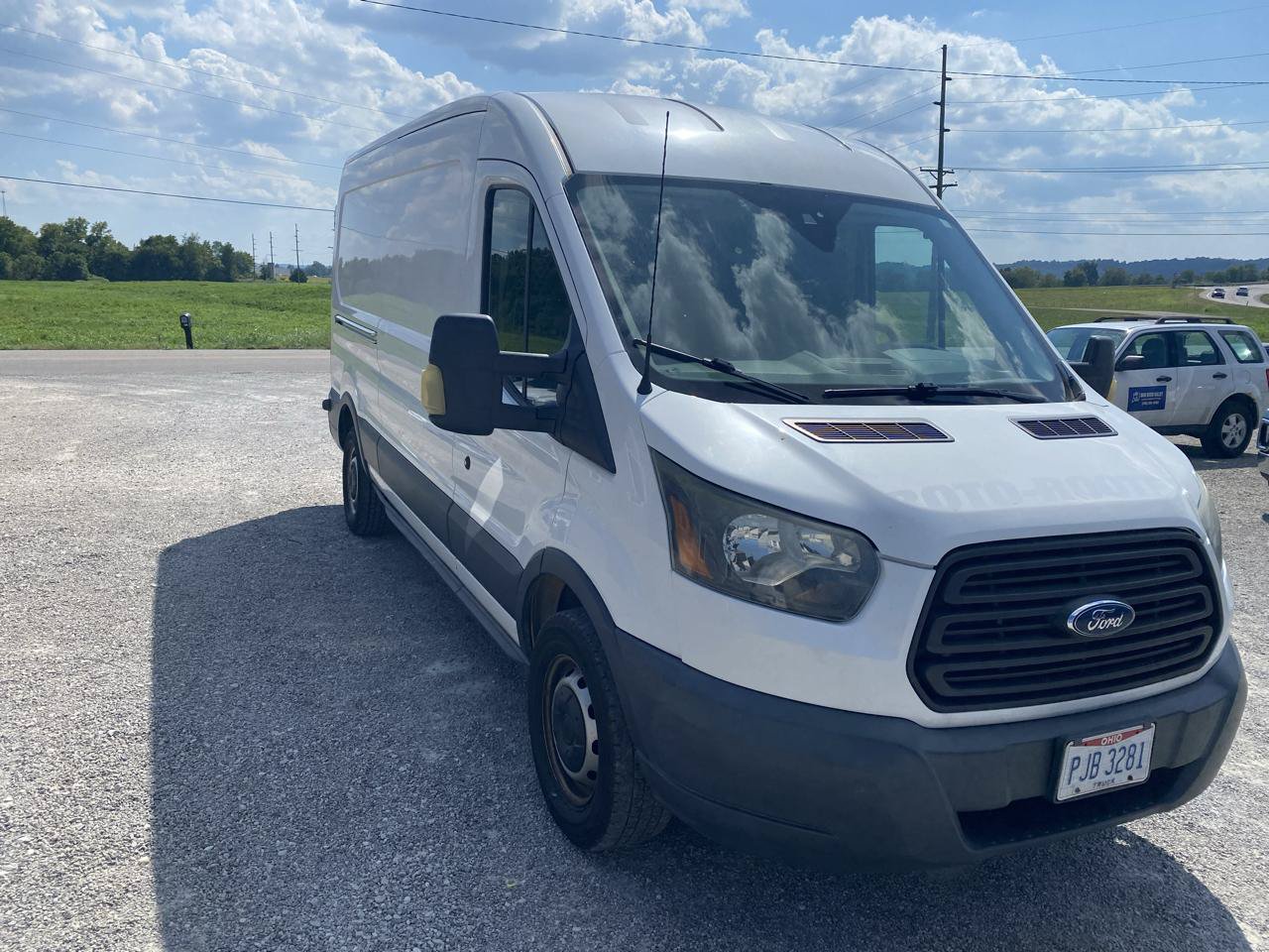 Used 2015 Ford Transit 250 148 Medium Roof RWD image 4