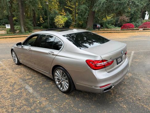 Used 2016 BMW 750i xDrive image 6