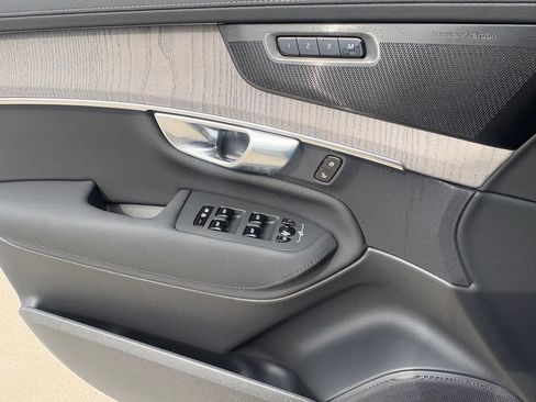 New 2026 Volvo XC90 B6 Ultra w/ Protection Package Premier image 17