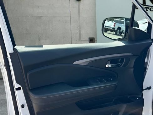 Used 2021 Honda Ridgeline Sport image 14