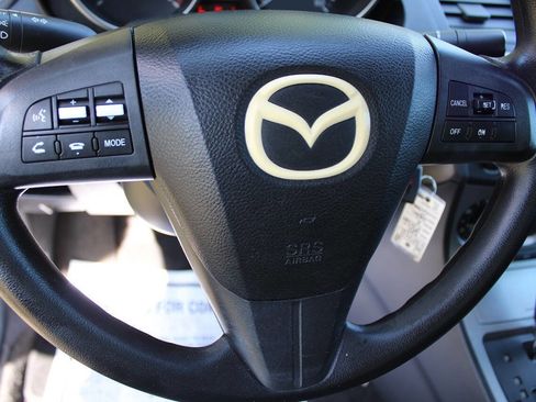 Used 2011 MAZDA MAZDA3 i Touring FWD image 23