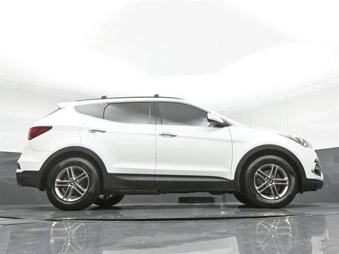 Used 2018 Hyundai Santa Fe Sport AWD/4WD image 32
