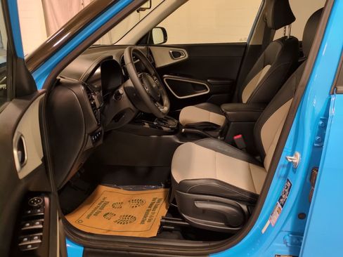 Certified 2023 Kia Soul GT-Line image 16