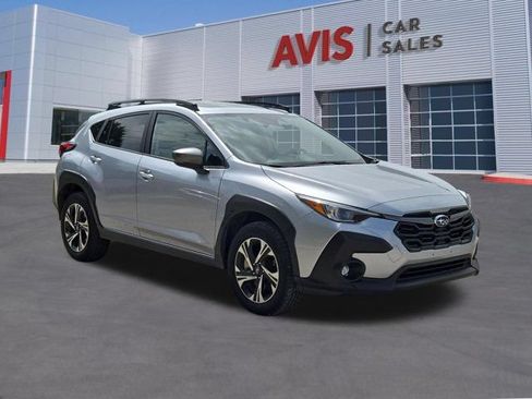 Used 2025 Subaru Crosstrek 2.5i Premium AWD/4WD image 3