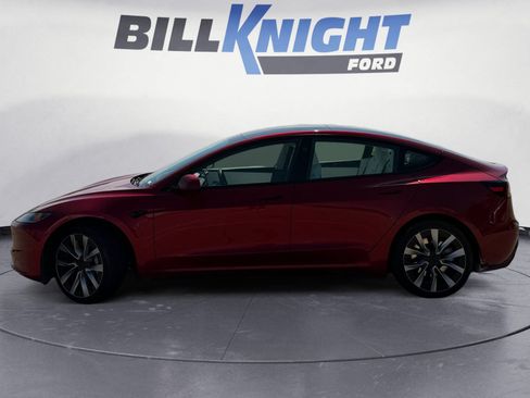 Used 2024 Tesla Model 3 Standard Range RWD image 2