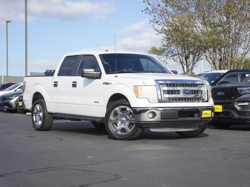 Used 2013 Ford F150 XLT w/ Luxury Equipment Group image 2
