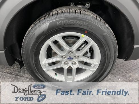 New 2026 Ford Explorer Active image 21