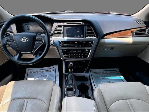 Used 2017 Hyundai Sonata Limited w/ Ultimate Package 02 FWD image 9