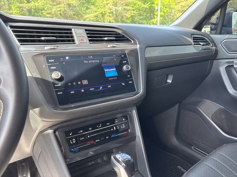 Used 2023 Volkswagen Tiguan SE R-Line FWD image 21